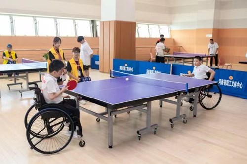 图为郑州市第七届残疾人运动会成功举办