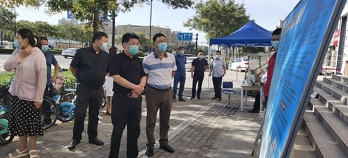 图为市残联开展第五次全国“残疾预防日”活动现场