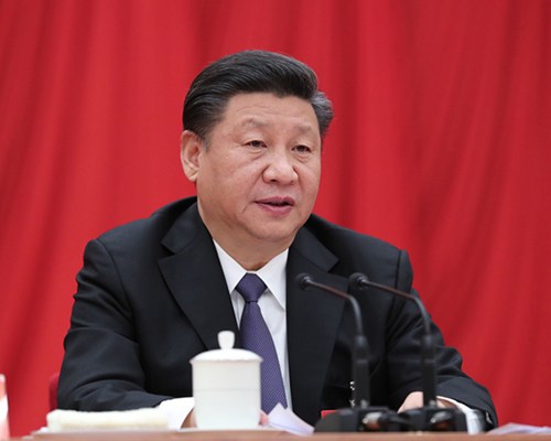 图为中国共产党第十九届中央委员会第三次全体会议，于2018年2月26日至28日在北京举行。中央委员会总书记习近平作重要讲话
