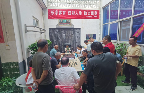 图为：象棋比赛活动现场