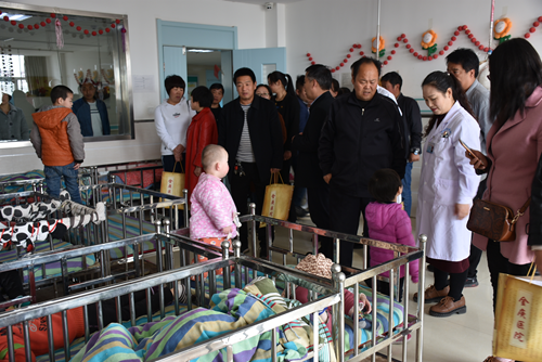 图为汝州市举行2019年残疾儿童康复救助项目启动仪式